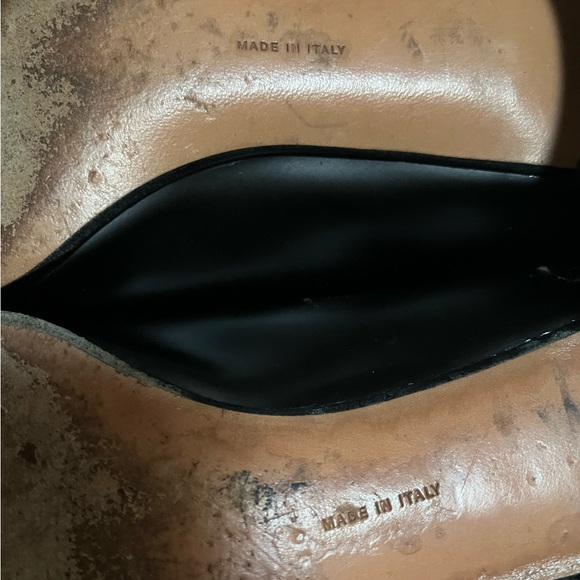 Salvatore Ferragamo Bow Shoes - Picture 7 of 11